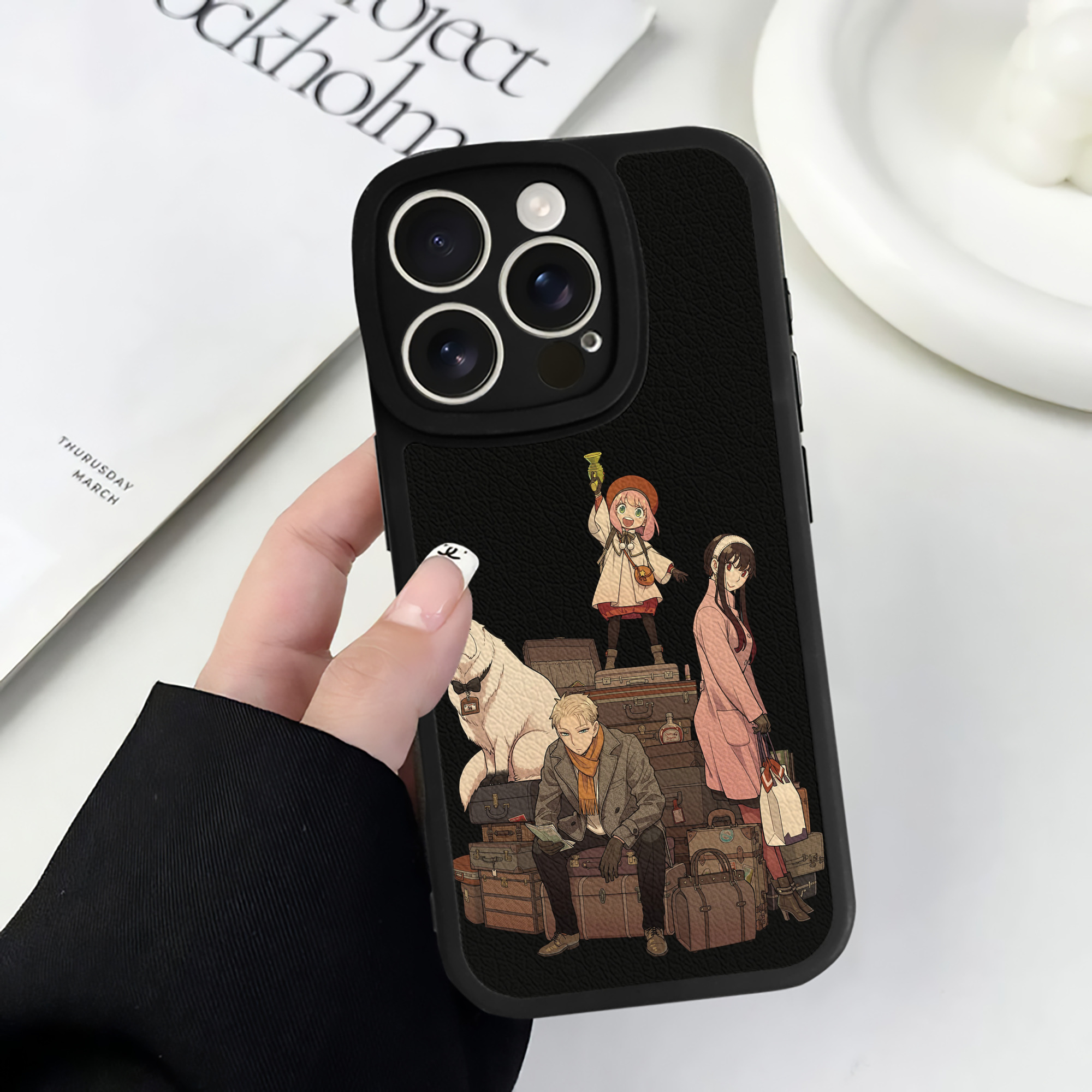 （画像用） SPY×FAMILY间谍家家酒 【iPhone 16シリーズ対応】シリコンスマホケース（レザー調） 材質：シリコン